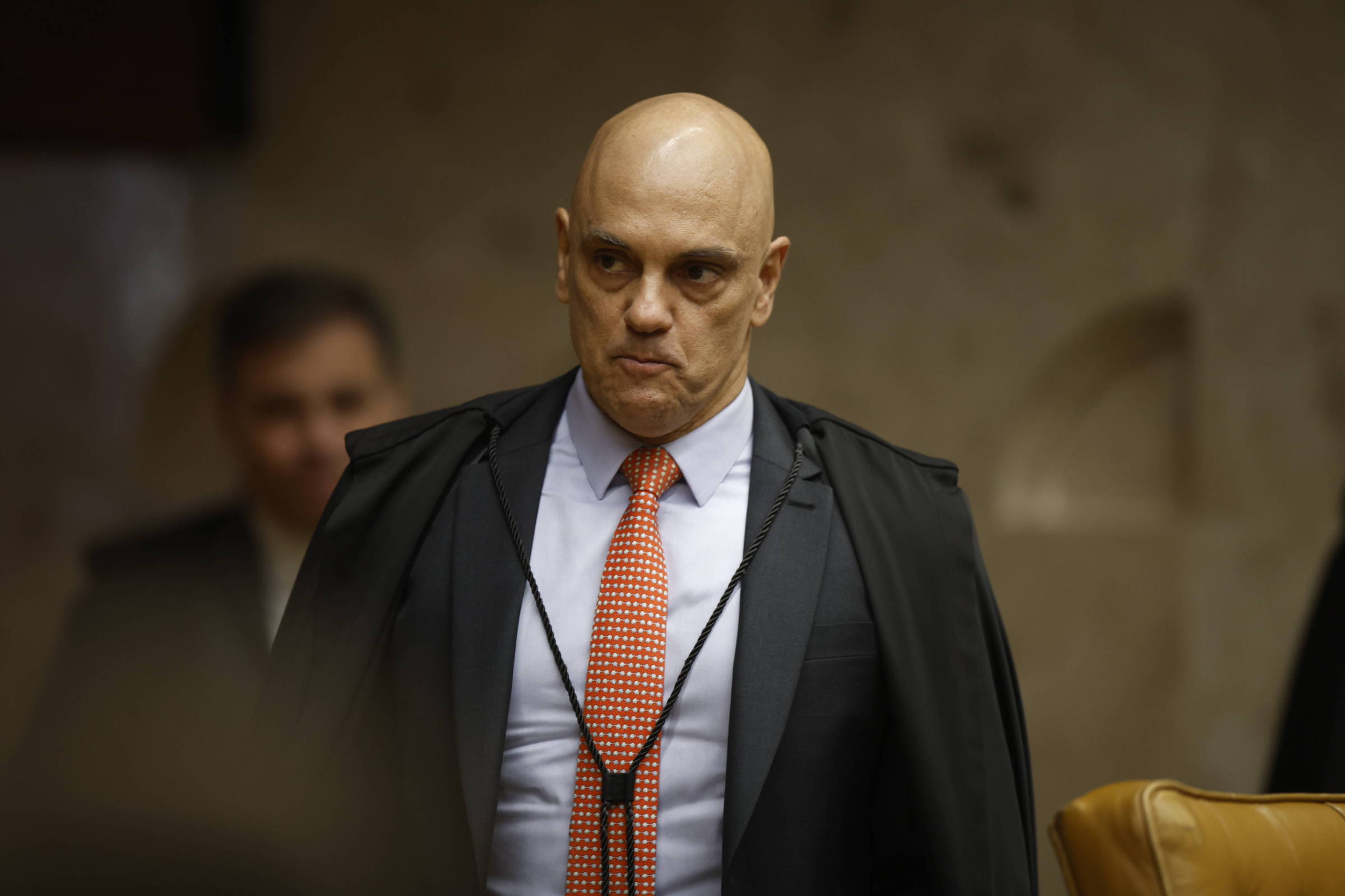 Ministro Alexandre de Moraes durante sessão plenária do STF